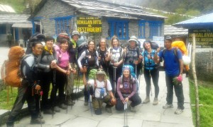 ŽENSKA EKSPEDICIJA NA HIMALAJIMA: Dame grabe ka konačnom odredištu (FOTO)