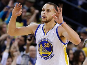 NBA: Nezaustavljivi Toronto, Bil sa zvukom sirene srušio Sparse, Kari i Lilard nastavili dominaciju (VIDEO)