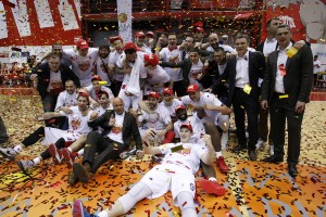 SLAVE ZVEZDAŠI ŠIROM SVETA: Stižu čestitke od Antića, Vučevića, Rakoča, Štimca, Kešelja… (FOTO)