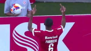 BEZOBRAZ(I)LUK: ‘Srednjaci’ svojim navijačima (VIDEO)