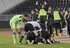 FOTOGALERIJA: Grobari slave kapitena i pet bodova prednosti nad Zvezdom (FOTO)