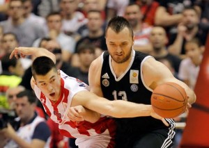 PLEJ OF, PRVI MEČ: Zvezda na početku povela i do kraja blokadama branila prednost za vođstvo u seriji!