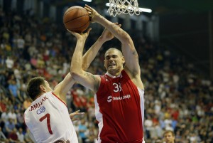 ZVEZDA U PROBLEMU PRED ‘DRUGU EPIZODU’: Jović na infuziji, Cirbes ne zna šta mu je!