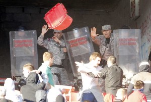 PLUS, MINUS: Da li je materijalna šteta posle derbija veća od zarade?