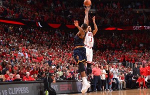 NBA: Di Rouz pogodio ‘buzzer beater’ i srušio Lebrona, Klipersi ‘odrali’ Hjuston (VIDEO)