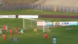 (NE)REGULARNO U SUBOTICI: Igrači Spartaka ‘skakali u bazen’, sudija im delio penale?! (VIDEO)