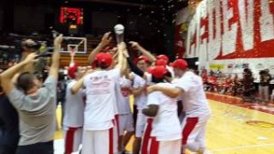 Zvezda slavi trofej u ABA ligi