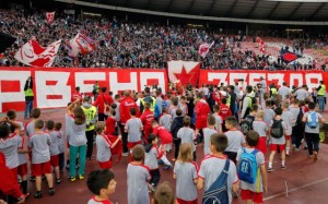 SEVER PORUČIO ZVEZDINOJ DECI: Biće s vama Liga šampiona (FOTO) (VIDEO)