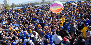 NBA: Šampione u San Francisku dočekalo 500.000 ljudi (FOTO) (VIDEO)