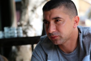 JUNAK IZ NJUKASLA PONOVO KRITIKUJE: Ovog puta povod je bila izjava Ognjena Ožegovića (FOTO)