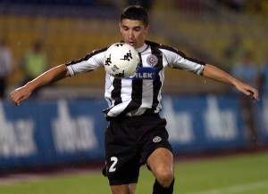 VREMEPLOV: Kako je u senci onog ‘ajmo Milivoje’ zbog milion evra ‘uništena’ jedna inostrana karijera (VIDEO)