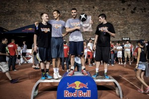 RED BULL KING OF THE ROCK: Bogdan Dragović kralj uličnog basketa! (FOTO)