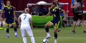 U NJU JE UŠAO RONALDINJO: Lejdi Andrade lomi kičmu i protivnicama i navijačima (VIDEO)