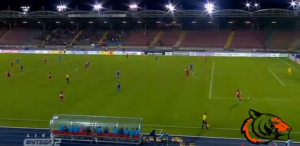 ŠOU U UKRAJINI: Ceo stadion se smejao trapavim Gruzinima (VIDEO)