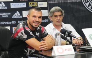 BOŽINOV IZABRAO ZANIMLJIV BROJ: Nadam se da možemo u Ligu šampiona (FOTO)