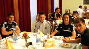 ZAHVALNOST: Pored neplaniranog ‘pojačanja’ Partizanu stigli i kolači (FOTO)