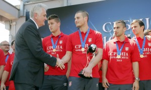 Slavlje ‘orlića’ u Sataroj Pazovi zajedno sa predsednikom države