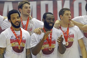 OTIĆI ILI OSTATI: Da li će Zvezda uspeti da zadrži svoje šampionske strance!? (ANKETA)