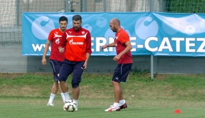 PROMETNO NA MARAKANI: Stigli Ibanjez i Viera, pala odluka ko će od stranaca biti registrovan za duel sa Kairatom