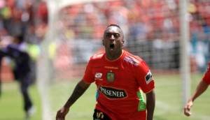 IBRAKADABRA, A NIJE ZLATAN: Neverovatan gol u Ekvadoru kojem bi se i Ibrahimović poklonio (VIDEO)