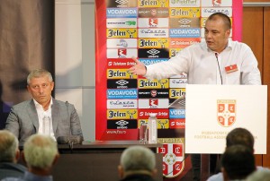 NE MOŽE BEZ SKANDALA: Verbalni sukob na sednici FSS!