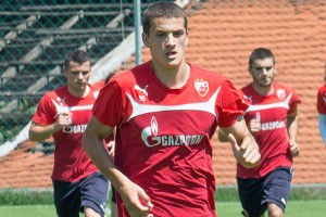 DAN ZA PAMĆENJE: Omladinac parafirao profi ugovor sa Zvezdom