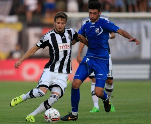 NEMA KRAJA: Partizan gubi od ‘fenejraša’, nezvani gost izazvao prekid (VIDEO)