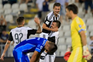 ODLIČNE VESTI ZA GROBARE: Partizan punim kapacitetom napada Rumune