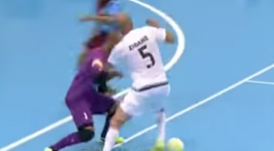 KRV NIJE VODA: ‘Zizu’ dominirao u egzibiciji na ‘petoparcu’, ali je šou ukrao njegov sin! (VIDEO)