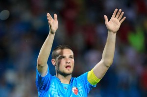 SUZE NA RASTANKU: Rajković se oprostio od Zvezde, ali i dao veliko obećanje!