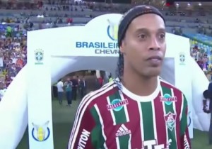‘ČAROBNJAKU’ VREME ZA PENZIJU: Fluminense rakinuo ugovor sa Ronaldinjom