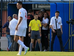 IZ VOŽDOVCA PORUČUJU: Pamtimo mi ovog sudiju još od prošle sezone!