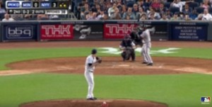 PRAVO U NOS: Ono kad loptica brzinom od 165 km/h završi gde ne bi trebalo (VIDEO)