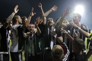 FOTOGALERIJA: Prva pobeda Partizana u gostima, Grobari tražili Ligu šampiona (FOTO)