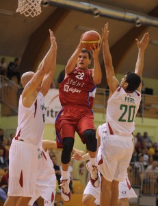 NEDOVIĆ IMA ŽELJU: Reprezentativac Srbije naručio dres od ‘braće Kineza’ (FOTO)