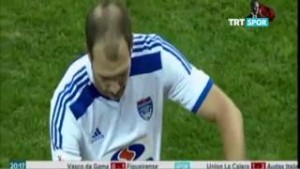 Driblinzi Nemanje Kojića u stilu Lea Mesija