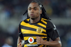 SKINUO PAUČINU: Bivša želja Partizana s 35 metara ‘upucao’ golmana iz poluvoleja (VIDEO)