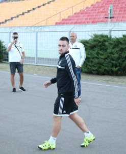 NAVIJAČI OD NJEGA OČEKUJU NAJVIŠE, A ON PORUČUJE: Sutra idemo na pobedu protiv BATE-a!