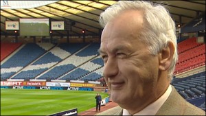 BIVŠI PARTIZANOV STRATEG: Uništavaju veliki klub!