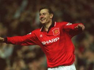 VREMEPLOV: Prvi Rus koji je zaigrao u Premijer ligi i postavio rekorde u gradskim derbijima (VIDEO)