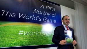 IZLAZI PLATINIJU NA CRTU: Princ Ali se kandidovao za predsednika FIFA
