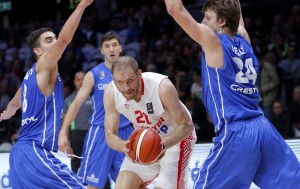 UJEDINJENI PROTIV HRVATA: Česi i Srbi zajedno navijaju (FOTO)