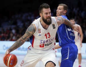 POTPUNI HIT: Naši košarkaši pošli u šetnju, a završili na… (FOTO)