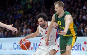 SAMO JEDAN IGRAČ TO MOŽE: Teova neverovatna trojka nedovoljna za preokret (VIDEO)