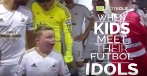 DOKAZ DA JE FUDBAL SVETINJA: Reakcija dečaka koji su upoznali svoje idole JEDINA je neprocenjiva! (VIDEO)