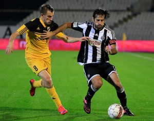 ESKALACIJA SUKOBA: Babović pokazao srednji prst navijačima! (FOTO)