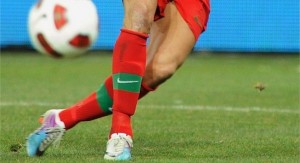 RONALDO, MESI, STANITE ‘NA CRTU’: Rabonom ‘obrisao paučinu’ sa ruba kaznenog prostora (VIDEO)