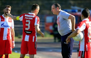 GROF PRED RAD I O AKTUELNOSTIMA: ‘Kad bi baba bila đed’ i ‘Ne gledamo uopšte’ (na Partizan)