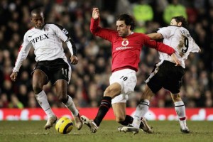 VREMEPLOV: Van Nistelroj kopirao Ronalda i poigrao se sa polovinom Fulamovog tima (VIDEO)