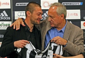 MIHAJLOVIĆ NA PRODAJU: Partizan odredio cenu, ko voli nek’ izvoli